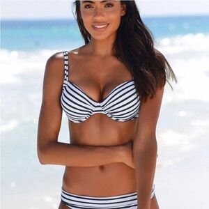 Venice beach Women's Pattern Underwire
Bikini Swimwear Top new